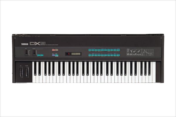 Front view of the Yamaha DX9 four-operator FM synthesizer, from Yamaha's 50th-anniversary synthesizer chronology